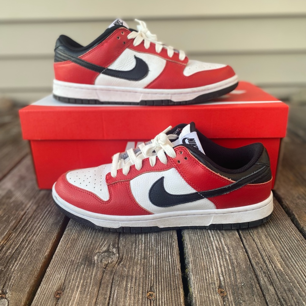 Nike dunk low Chicago